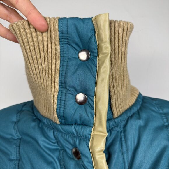 Vintage Quilted Winter Coat | 70s 80s Duster Puffer Style Made in Korea - Picture 3 of 15